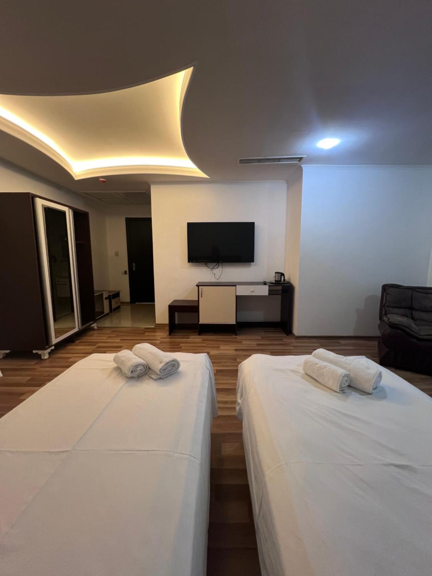באטומי Hotel Argo מראה חיצוני תמונה