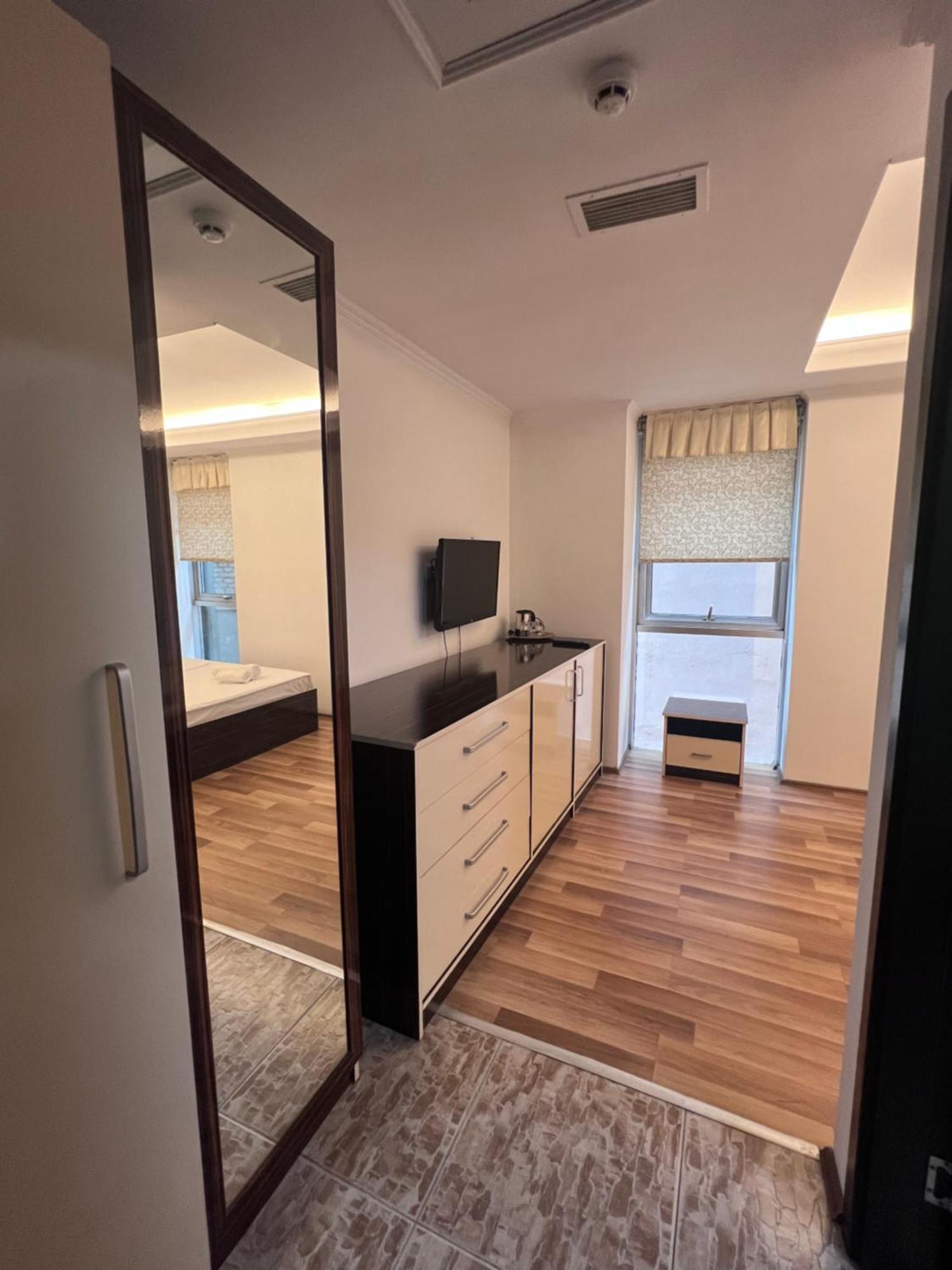 באטומי Hotel Argo מראה חיצוני תמונה