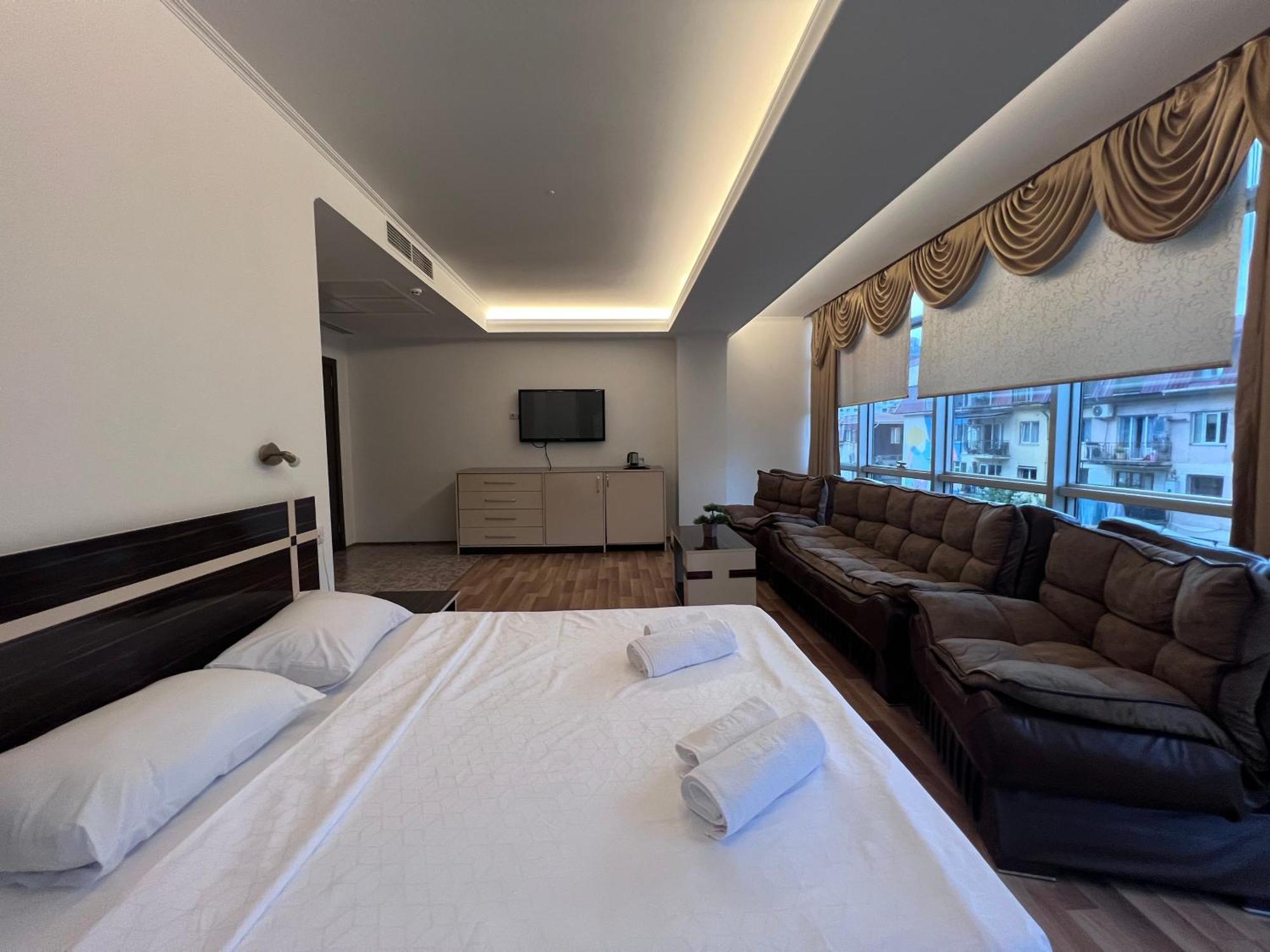 באטומי Hotel Argo מראה חיצוני תמונה