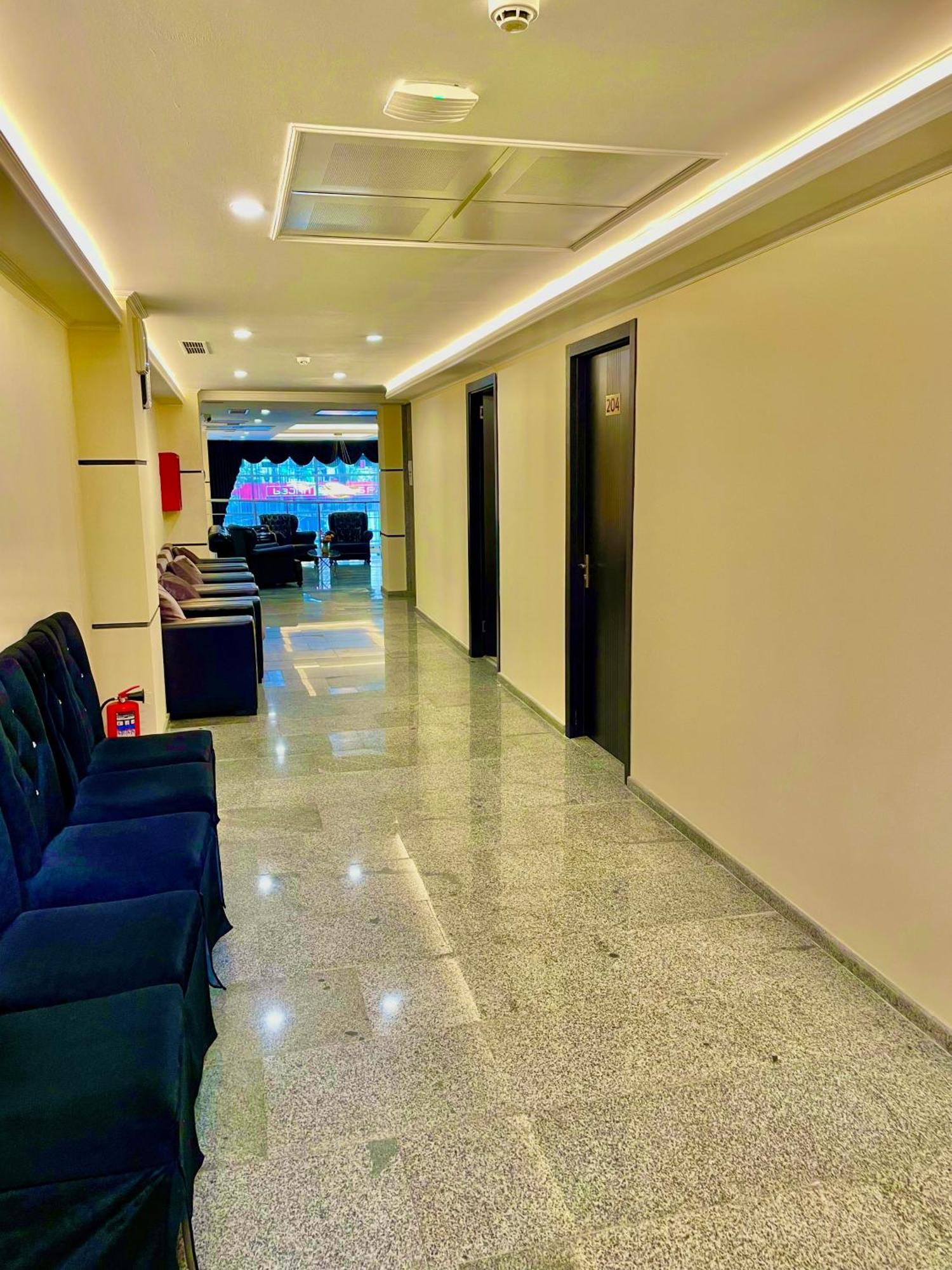 באטומי Hotel Argo מראה חיצוני תמונה