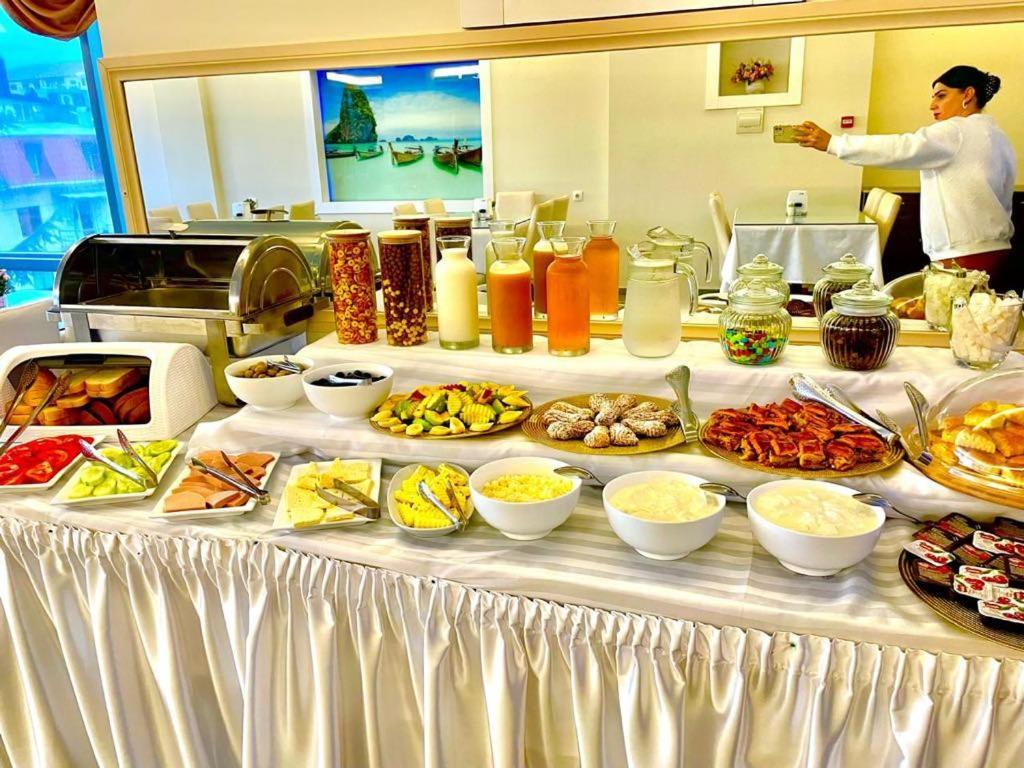 באטומי Hotel Argo מראה חיצוני תמונה